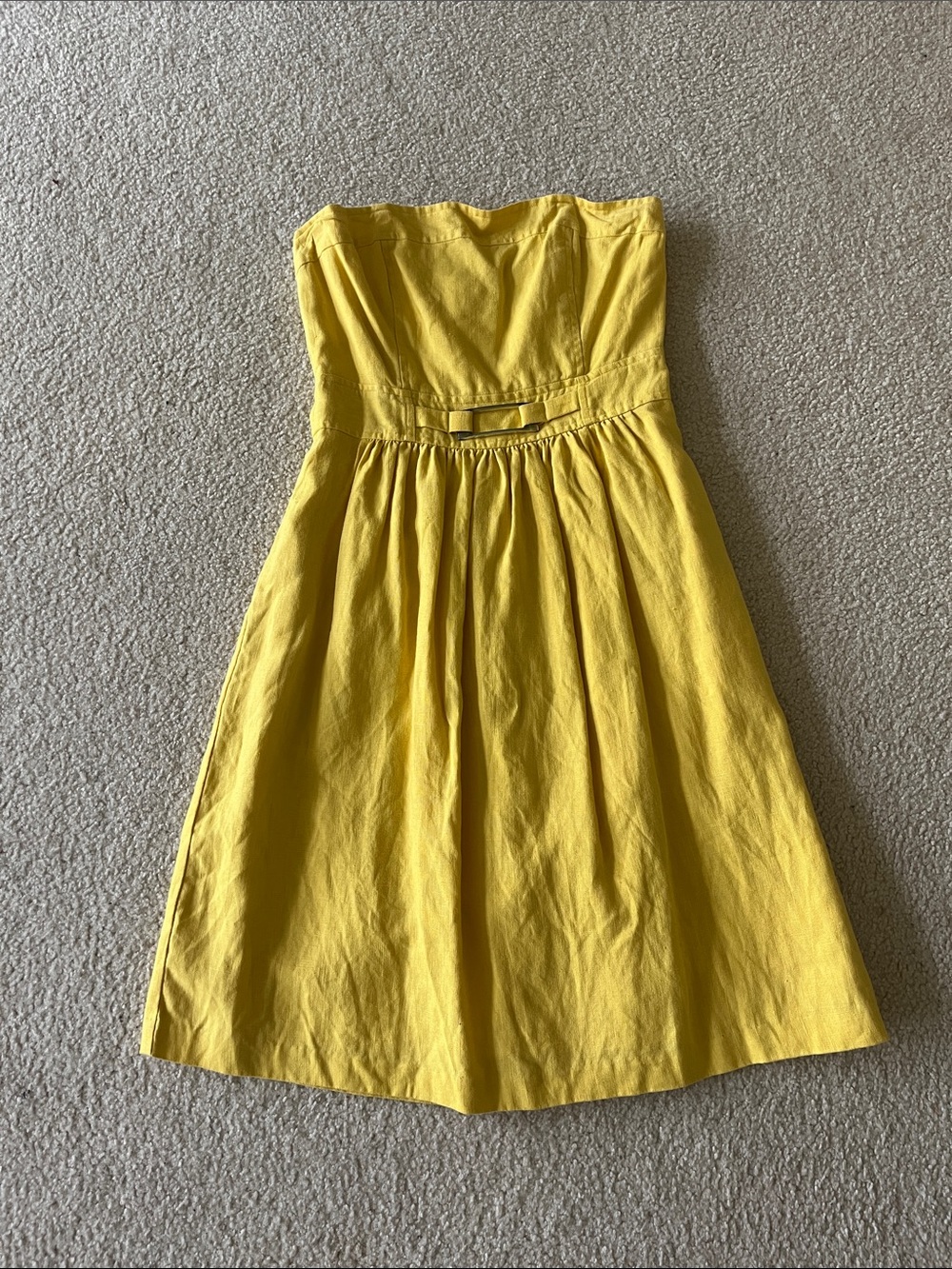Banana Republic Women’s Yellow Strapless Pleated Dress